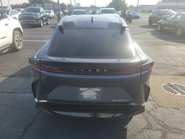 Used 2024 Lexus RZ 300e Premium w/ Accessory Package (2T) FWD image 5