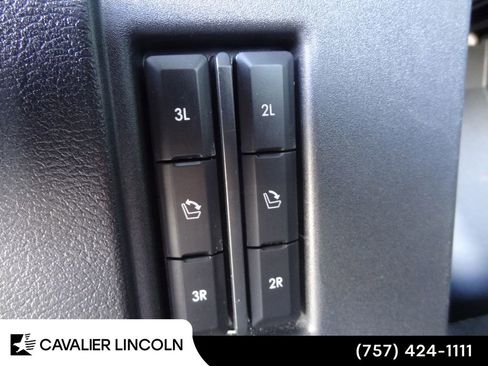 Certified 2024 Lincoln Navigator L 4WD image 10