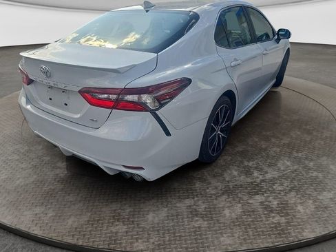 Used 2024 Toyota Camry SE FWD image 10