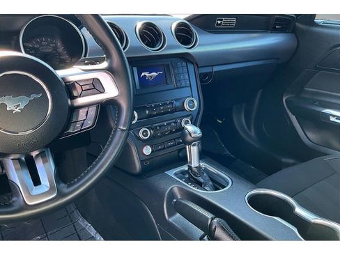 Used 2020 Ford Mustang GT RWD image 8