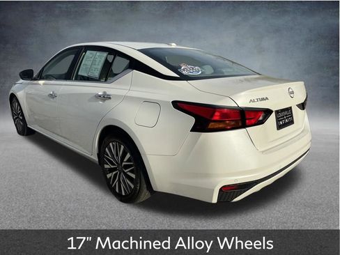 Used 2025 Nissan Altima 2.5 SV image 6