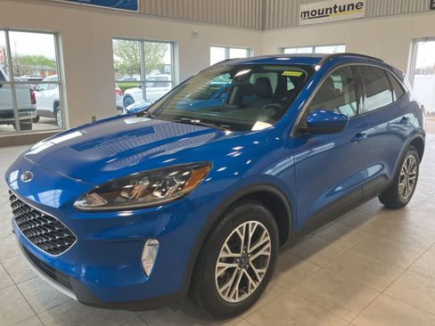 Used 2020 Ford Escape SEL AWD/4WD image 1