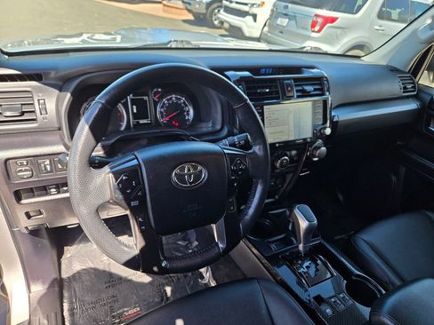 Used 2023 Toyota 4Runner TRD Off-Road Premium AWD/4WD image 6