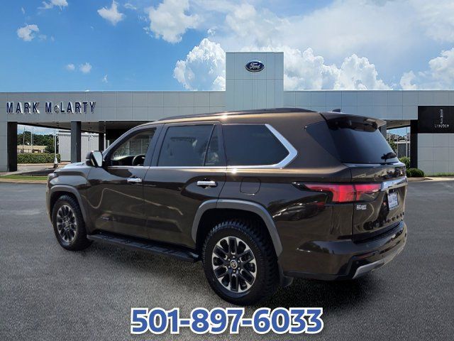 Used 2023 Toyota Sequoia Limited AWD/4WD image 3