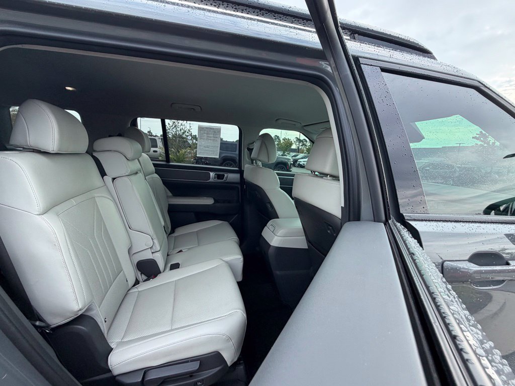 Used 2024 Hyundai Santa Fe SEL FWD image 38