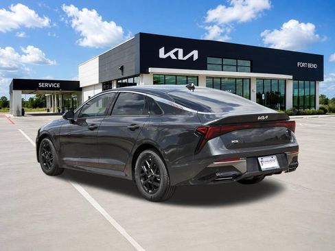 New 2026 Kia K5 LXS FWD image 7
