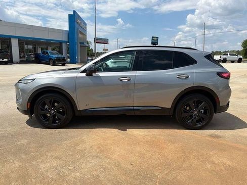 Used 2025 Buick Envision Sport Touring AWD/4WD image 8