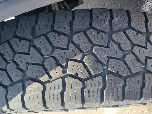 Used 2023 Jeep Gladiator Rubicon w/ Trailer Tow Package image 9