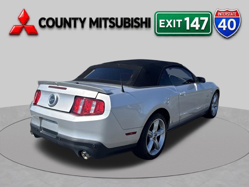 Used 2012 Ford Mustang GT Premium w/ Electronics Pkg RWD image 4