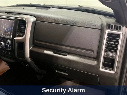 Used 2022 RAM 1500 Warlock AWD/4WD image 36