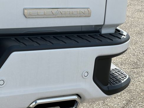 New 2026 GMC Sierra 1500 Elevation w/ Elevation Premium Package AWD/4WD image 11
