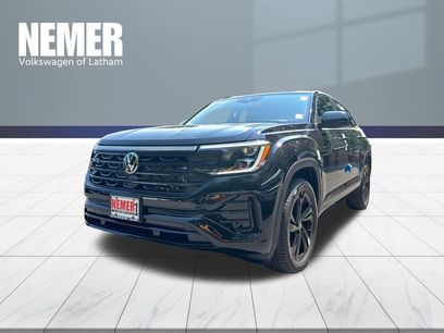 New 2026 Volkswagen Atlas Cross Sport SEL R-Line