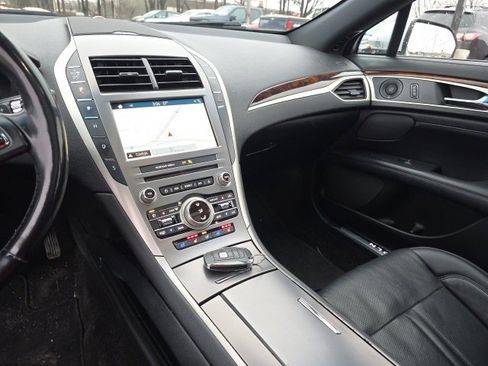 Used 2018 Lincoln MKZ Reserve w/ Climate Package image 17