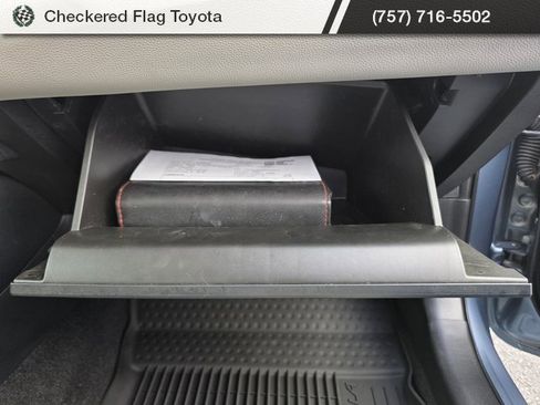 Used 2023 Toyota Corolla LE image 46