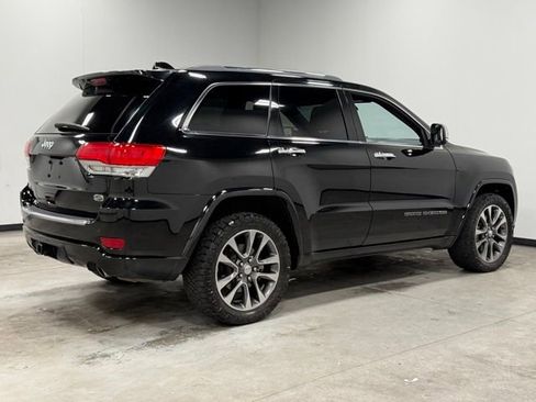Used 2017 Jeep Grand Cherokee Overland AWD/4WD image 12