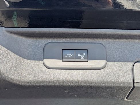 Used 2025 Toyota Grand Highlander AWD image 35