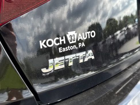 Used 2021 Volkswagen Jetta S FWD image 17