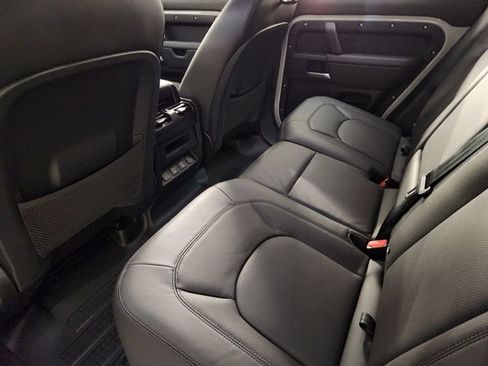 New 2026 Land Rover Defender 110 X-Dynamic SE AWD/4WD image 29