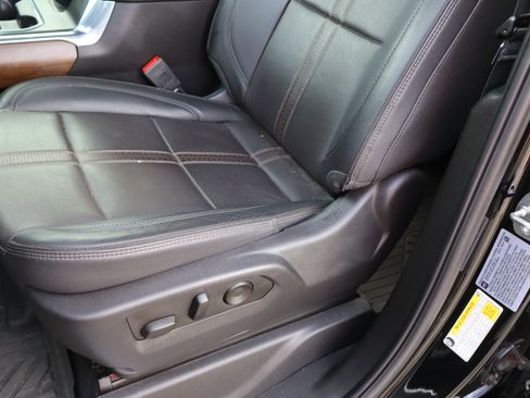 Used 2024 Chevrolet Silverado 2500 High Country w/ Midnight Edition image 21