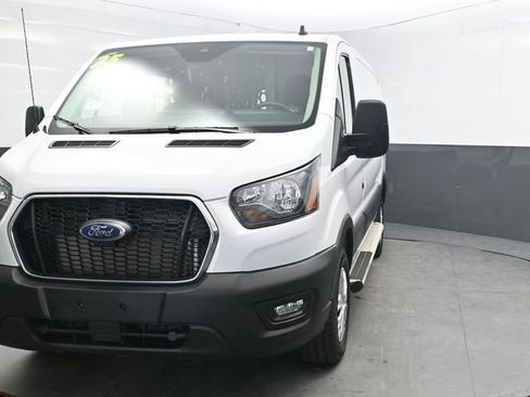 Used 2025 Ford Transit 250 Low Roof w/ Exterior Upgrade Package RWD image 2