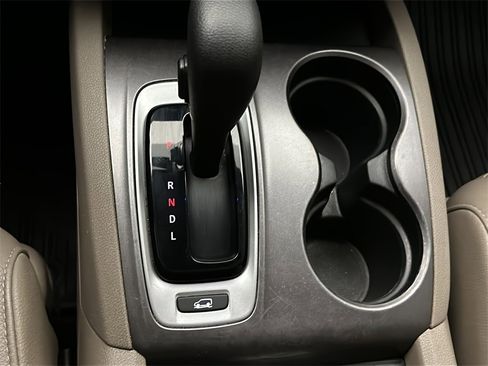 Used 2016 Honda Pilot EX-L image 31