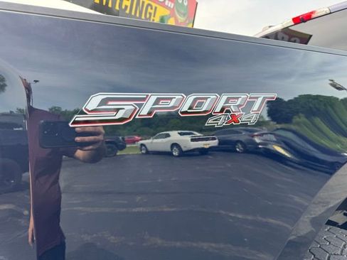 Used 2023 Ford F250 XLT w/ XLT Premium Package AWD/4WD image 34