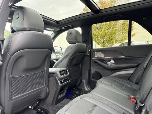 New 2026 Mercedes-Benz GLE 53 AMG 4MATIC image 13