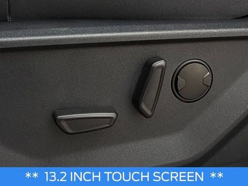 Used 2025 Ford Expedition Active RWD image 5