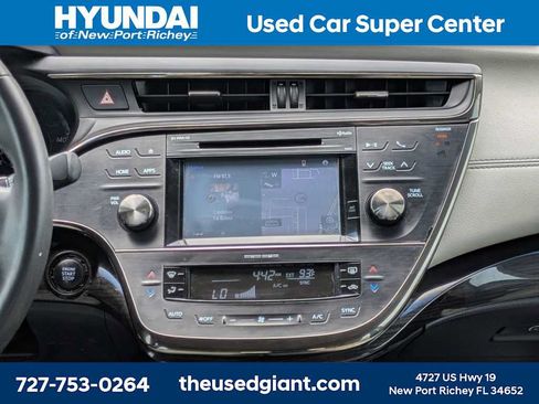Used 2015 Toyota Avalon XLE Touring FWD image 19