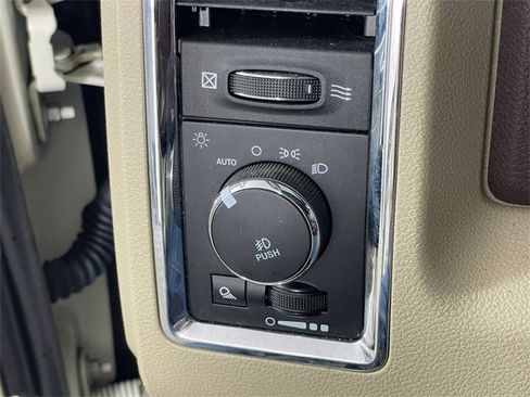 Used 2018 RAM 1500 Laramie Longhorn image 10