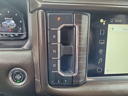 Used 2023 GMC Yukon Denali RWD image 27