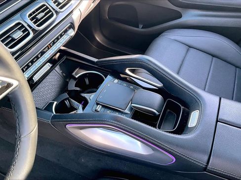 Used 2024 Mercedes-Benz GLE 450 4MATIC w/ AMG Line Exterior image 16