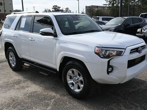 Used 2024 Toyota 4Runner SR5 Premium image 7