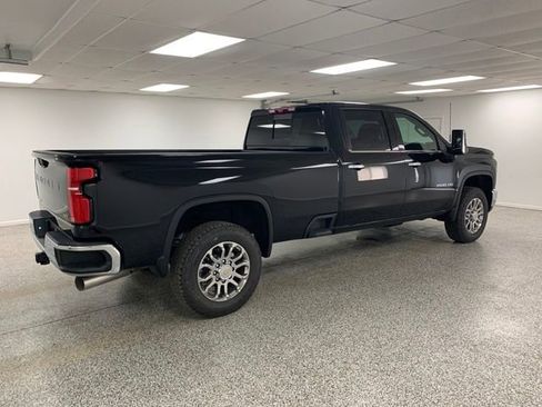 New 2026 Chevrolet Silverado 3500 LTZ w/ LTZ Premium Package image 7