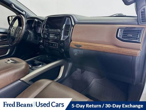 Used 2021 Nissan Titan Platinum Reserve w/ Moonroof Package image 33