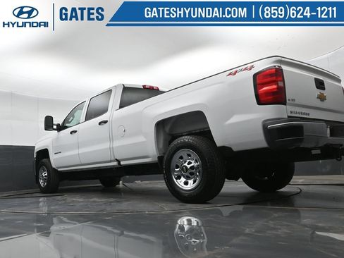 Used 2017 Chevrolet Silverado 3500 W/T AWD/4WD image 40