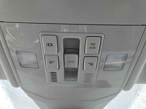 New 2026 Volkswagen Jetta SE image 39