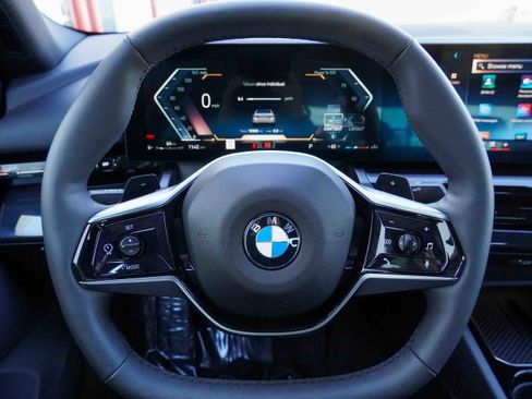 Certified 2025 BMW 530i xDrive image 18