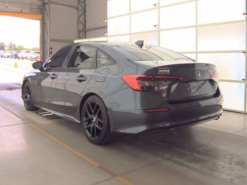 Used 2023 Honda Civic Sport image 6