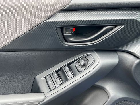 Certified 2025 Subaru Crosstrek 2.0i Premium image 18