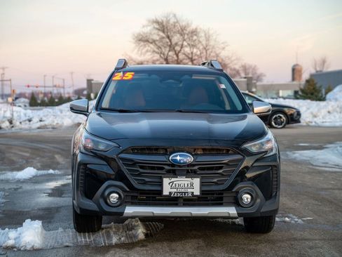 Used 2025 Subaru Outback Touring XT image 2