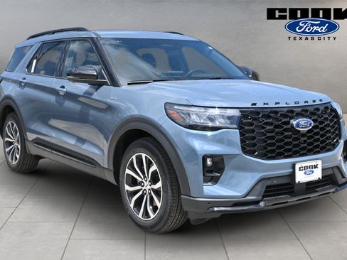 New 2026 Ford Explorer ST-Line w/ Premium Package RWD image 2