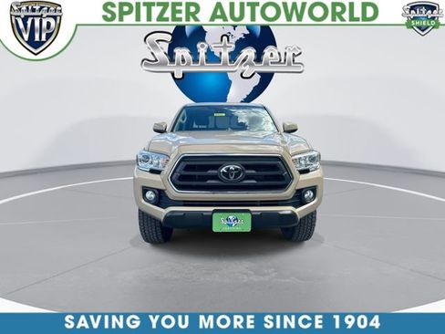 Used 2020 Toyota Tacoma SR5 AWD/4WD image 5