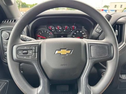 Certified 2025 Chevrolet Silverado 1500 Custom image 43