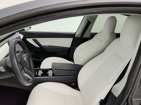 Used 2020 Tesla Model Y Long Range image 23