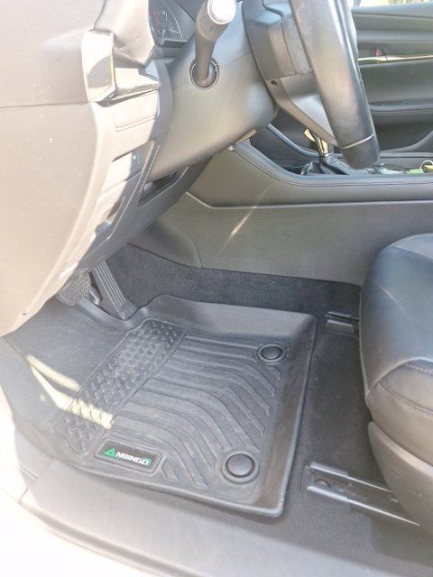 Used 2023 MAZDA MAZDA3 s FWD image 10