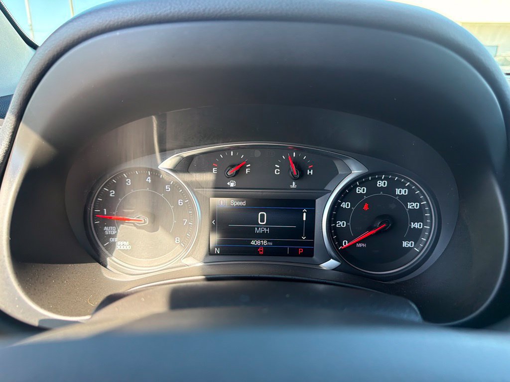 Used 2024 GMC Terrain SLE w/ Driver Convenience Package FWD image 31
