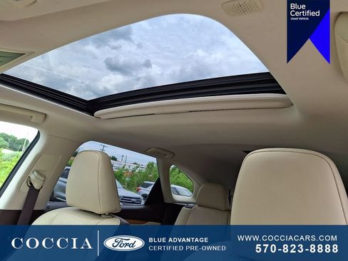 Used 2018 Lexus RX 450hL Premium w/ Premium Package AWD/4WD image 14