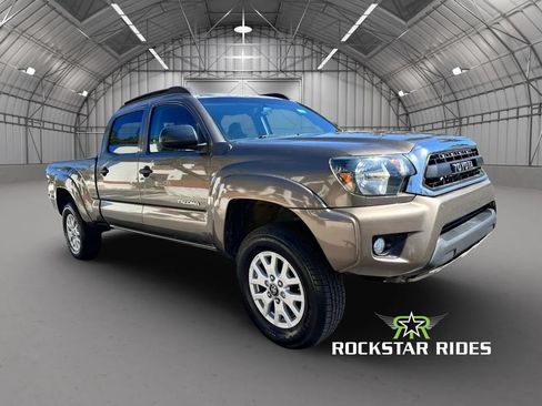 Used 2012 Toyota Tacoma 4x4 Double Cab w/ SR5 Pkg image 13