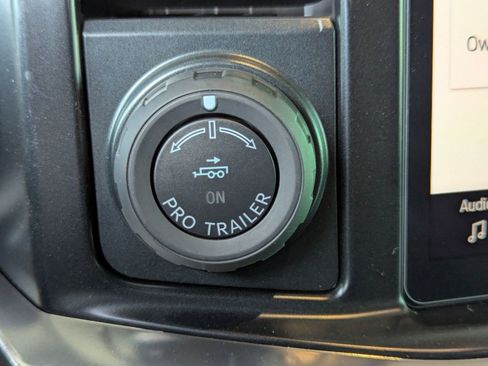 New 2026 Ford F250 King Ranch w/ Chrome Package image 30